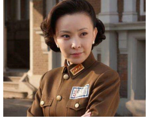 刘威葳和陈数好像对比照,她现在丈夫是谁？　本文共（886字）