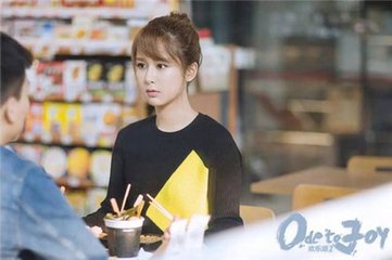  邱莹莹和应勤最后的结局,邱莹莹为什么两个手机？　本文共（1052字）