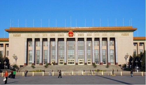 副国级领导出访有专机吗？人大副委员长和副总理谁大　本文共（859字）