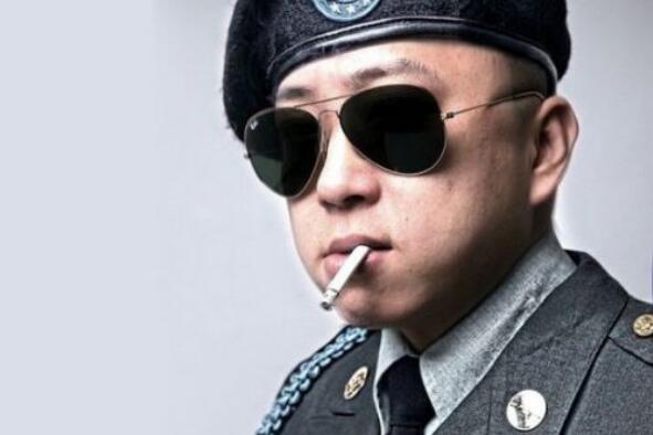 天下霸唱是不是盗墓的？他是怎么写出来鬼吹灯的　本文共（1006字）