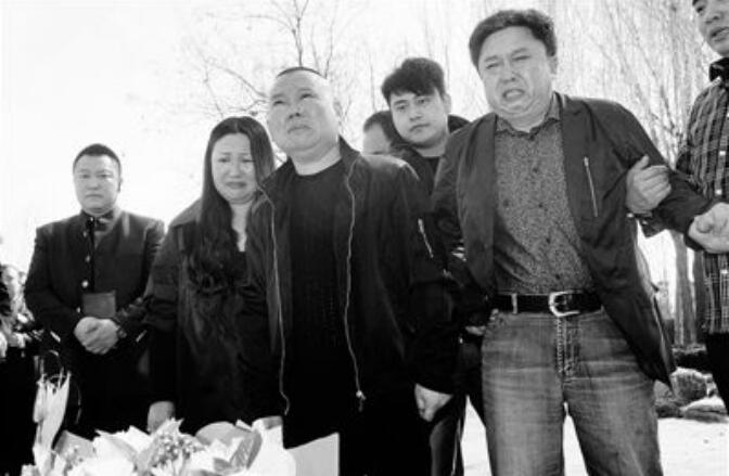 侯耀文遗产最大受益人是谁,侯耀华凭什么争夺遗产？　本文共（1020字）