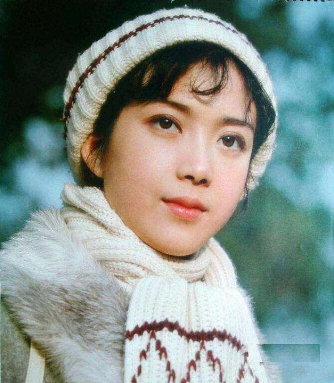 演员龚雪现状她的老公是谁,龚雪最美照片一览　本文共（1216字）