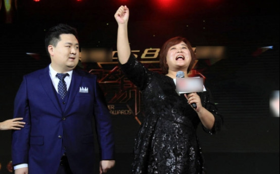 孙集斌女朋友是白小凤还是贾玲？贾玲团队所有男演员都有谁　本文共（859字）