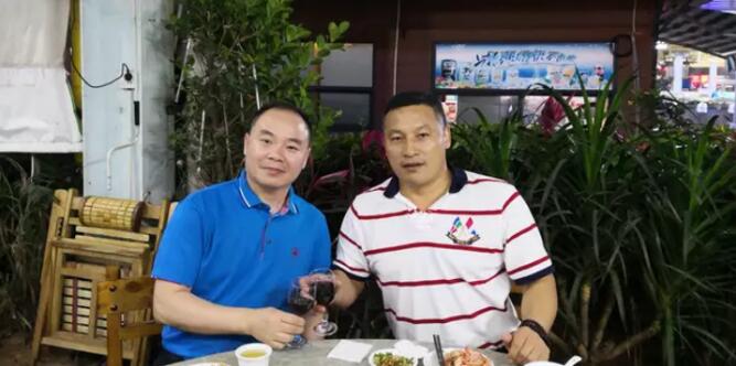 苑玉宝现在做什么工作,他为什么叫白眉大侠　本文共（978字）