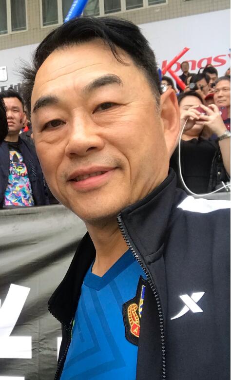 戴志伟张兆辉长的很像对比图,戴志伟老婆叫什么？　本文共（1039字）