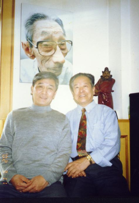 刘威在相声界的辈分是怎样的,比郭德纲于谦还大！　本文共（536字）