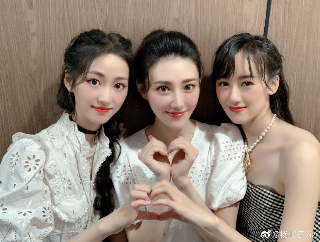 杨肸｛xī｝子考上哪所大学了,她为什么没上创造营2020？　本文共（1053字）