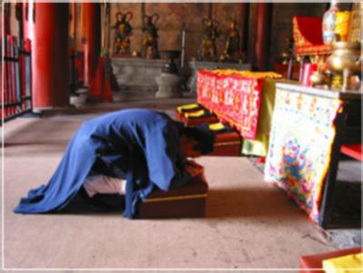 道教深山里修行人视频,道教如何拜神磕头？　本文共（1749字）
