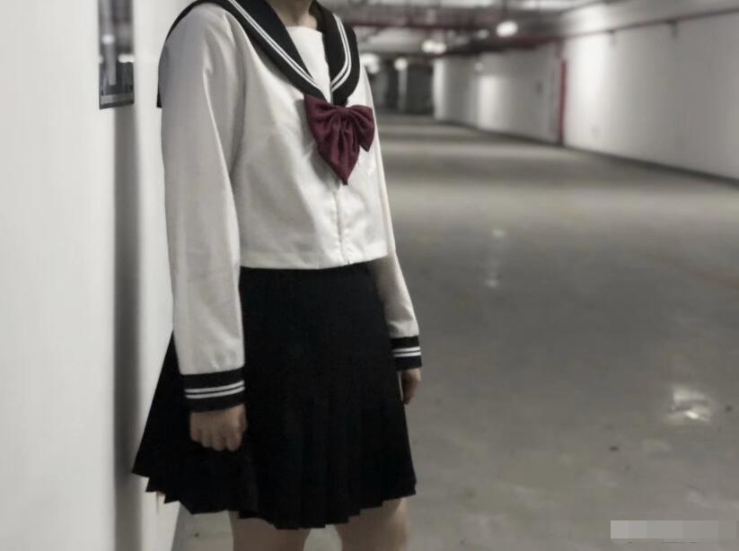 JK制服基础款图片,水手服和jk制服有什么区别　本文共（1080字）