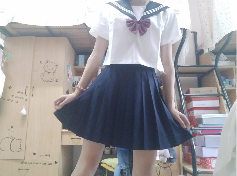 JK制服基础款图片,水手服和jk制服有什么区别　本文共（1080字）