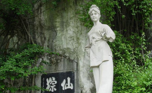刘三姐是中国民间故事还是真实存在的人,她为什么叫歌仙？　本文共（899字）