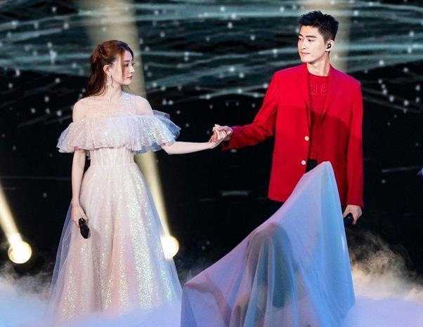 张翰和徐璐演的什么电视剧，张翰和(张翰和徐璐主演的电视剧叫什么)