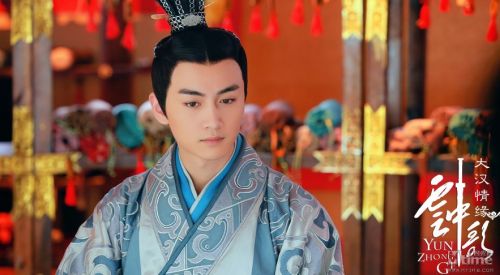 陈晓为什么叫古装男神 ？陈晓陈妍希大婚赵