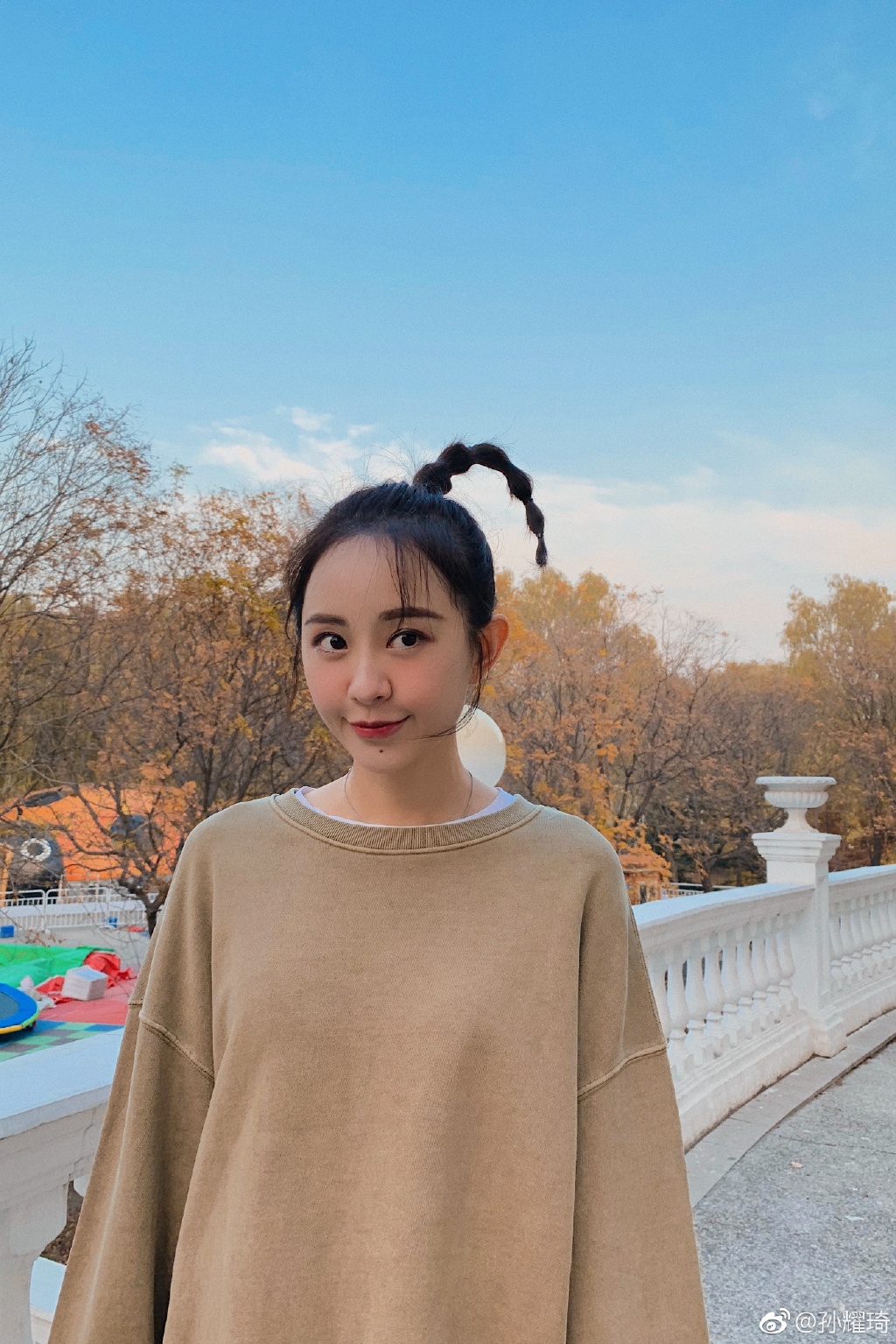 孙耀琦和赵丽颖怎么了(孙耀琦赵丽颖还是朋友吗)