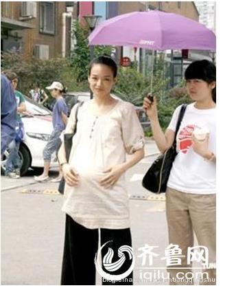 明星经纪人主要是做什么的？明星经纪人都是(明星的经纪人是干啥的)