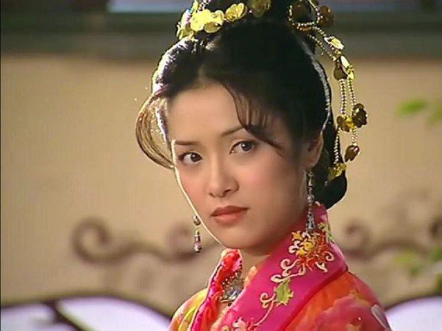 向海岚是向华胜的女儿吗？向海岚结婚了吗站(向华胜的老婆陈岚图片)