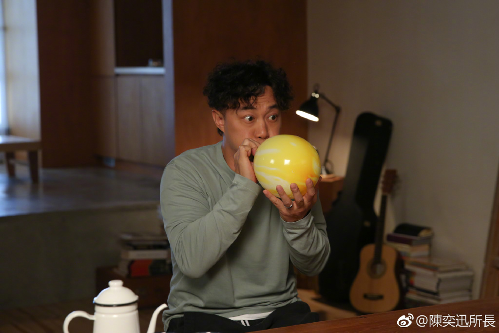 来来告诉你：陈奕迅为什么叫吹神、所长、陈