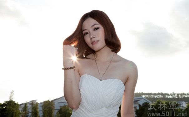 非诚勿扰许秀琴现在结婚没？许秀琴牵手哪一(非诚勿扰广东女嘉宾许秀琴)