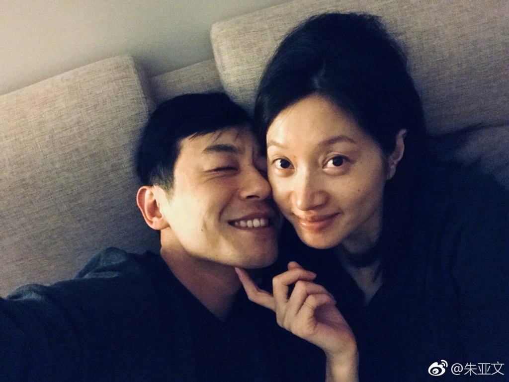 王丽坤插足朱亚文是假的吧(王丽坤是不是对朱亚文动心了)