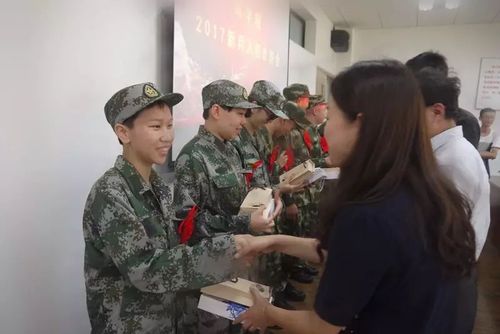都切憬提前入伍