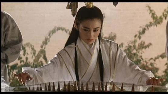 周芷若为什么不如赵敏？赵敏和周芷若谁是小(为什么赵敏是女主角,而我们喜欢周芷若)