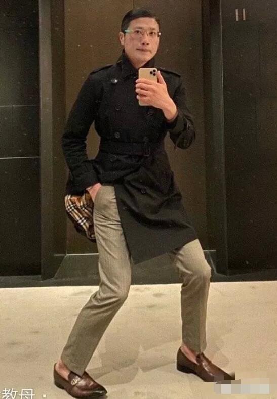 我晒干了沉默什么梗？我晒干了沉默悔得很冲(我晒干了沉默,沉默晒得很干)