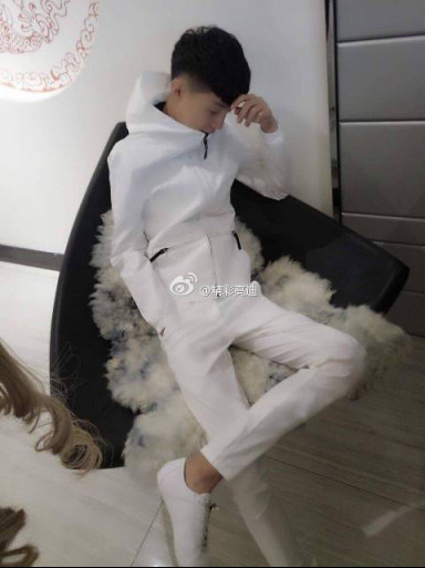 高迪和吴迪是什么关系？高迪住院是得了什么