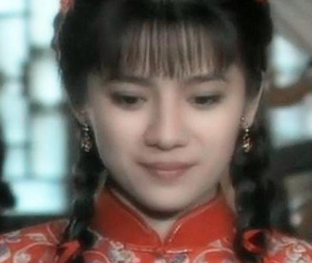 曾哲贞和张庭谁漂亮(张庭年轻时漂亮吗)