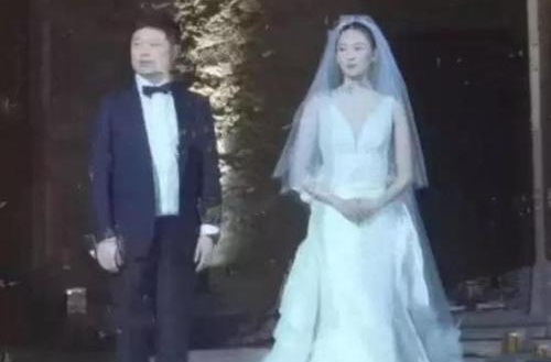 童瑶老公是谁结婚照曝光什么时候结婚的(童瑶几岁结的婚)