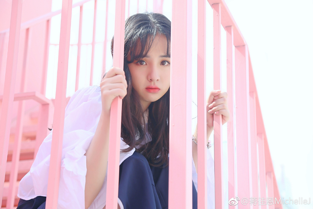 蒋佳恩是不是不演戏了(蒋佳恩演员)