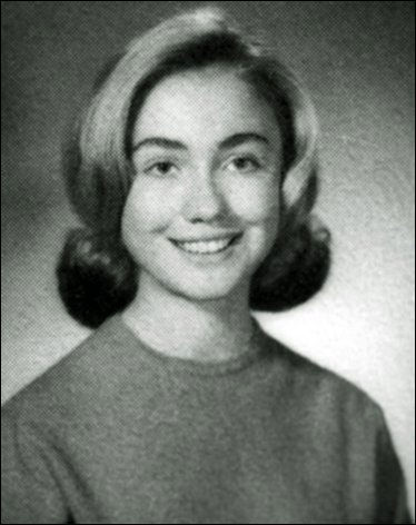 克林顿女儿不是亲生的？希拉里年轻时的照片(希拉里·克林顿几岁了)