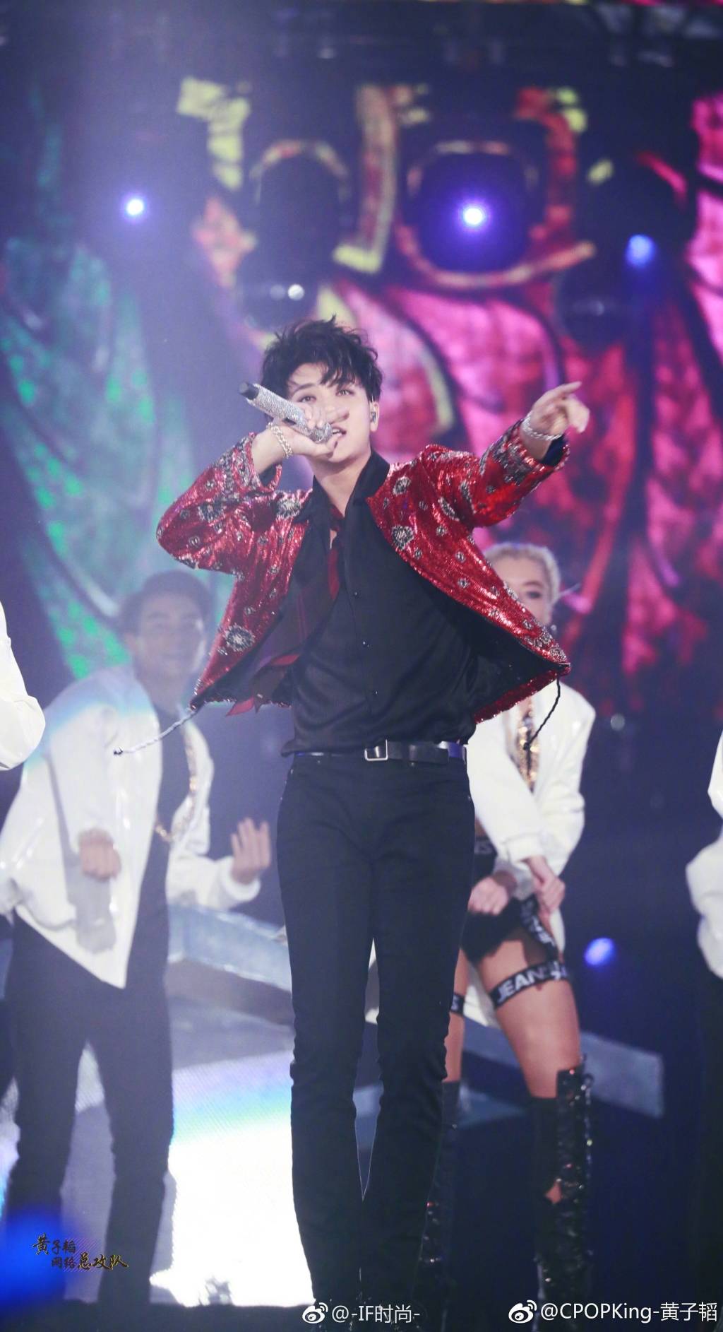 黄子韬为什么叫西泡泡小王子、澡澡猫