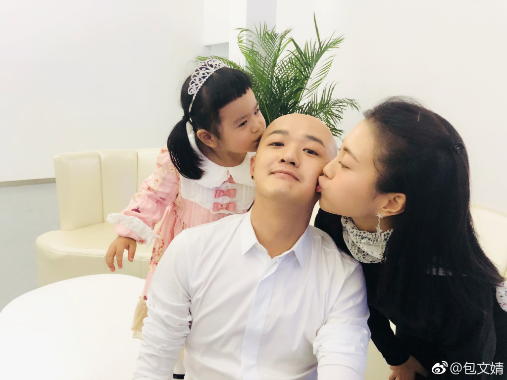 包文婧是随包贝尔姓吗(包文婧和包贝尔的女儿叫什么)