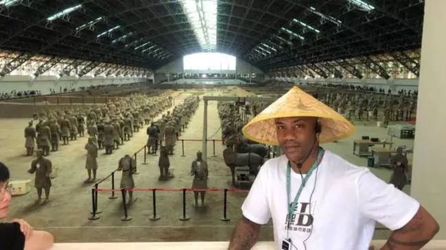 东契奇是黑人还是白人(东契奇属于哪国人)