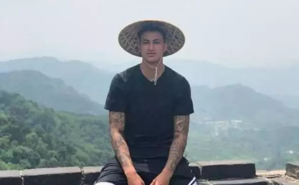 东契奇是黑人还是白人(东契奇属于哪国人)