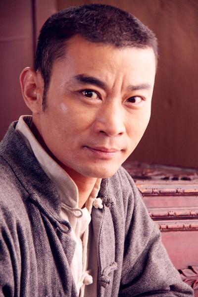 演员张亚坤年龄图片