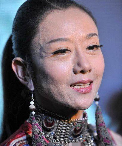 杨丽萍近照生活照很老图(杨丽萍真实照片)