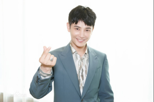 孙坚是农村人出身的吗？演员孙坚是同志和芒