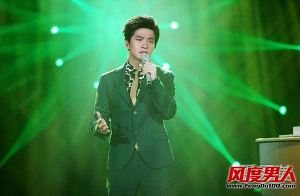 李健妻子有多美来看照片(李健妻子的近照)