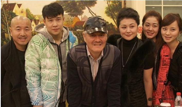 为什么说于震宇毁了赵本山？于震宇是赵本山