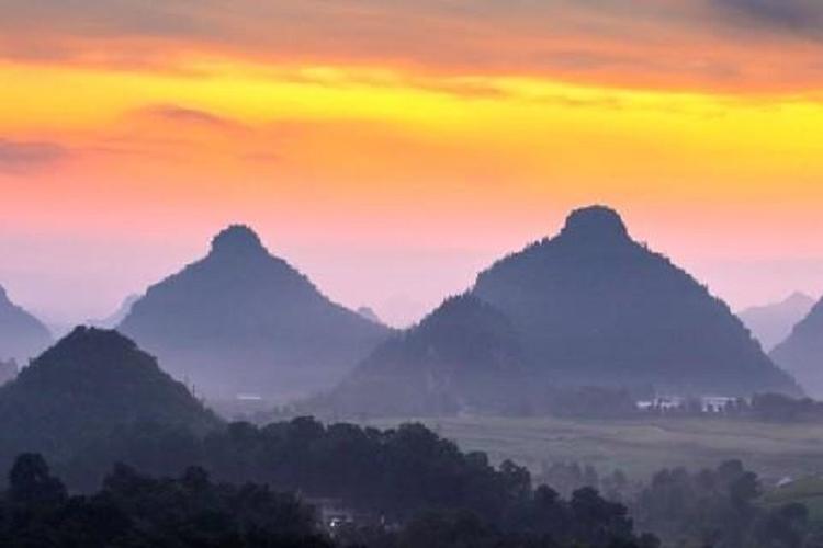 双峰浑圆，双玉峰(解析)