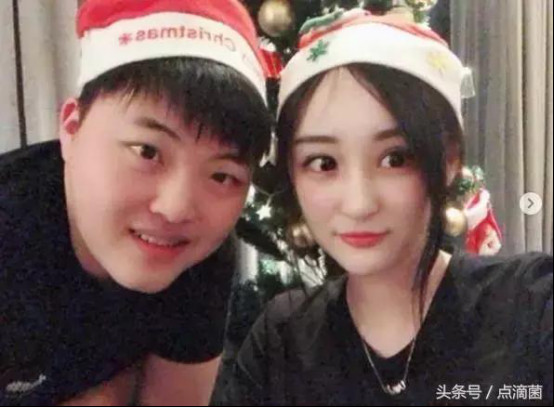 小狗uzi和女友照片(uzi有女朋友吗)