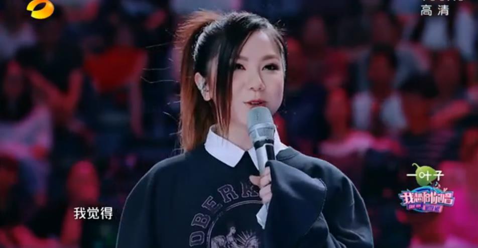 邓紫棋皮裤开裂图片(皮裤女邓紫棋)