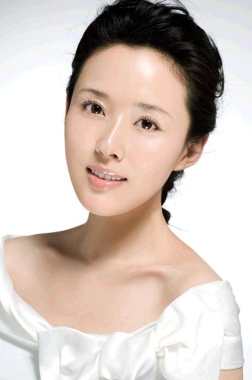 颜丹晨是苏有朋的老婆吗？颜丹晨个人经历回