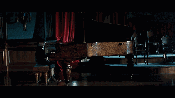 弹钢琴的总统，弹钢琴的总统电影(实践)
