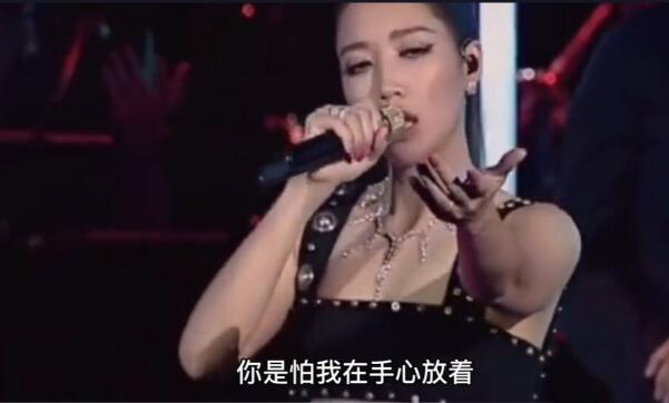 黄丽玲最好听的十首歌盘点(黄丽玲唱过的歌曲大全)