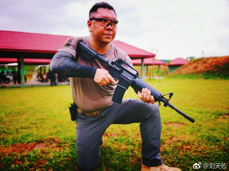 刘天佐是星二代吗,他和李易峰为什么闹翻了