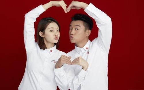 郑恺苗苗结婚照片暗示怀孕真相(苗苗和郑恺官宣结婚 新闻)