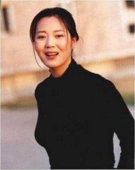 王茜华瘦时很漂亮照片(王茜华胖了之后的图片)