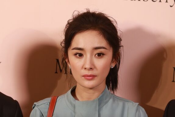 杨幂刘恺威离婚两年?(杨幂和刘恺威离婚了吗)